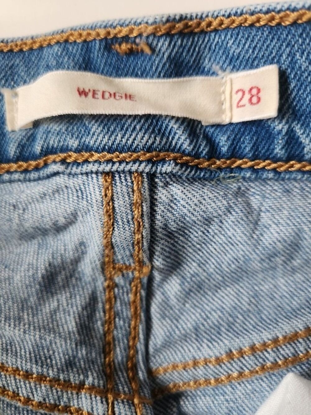 Levi's Jeans Wedgie Icon Fit Ankle Jeans - High Rise - Size 28 Premium Cotton - Picture 5 of 16